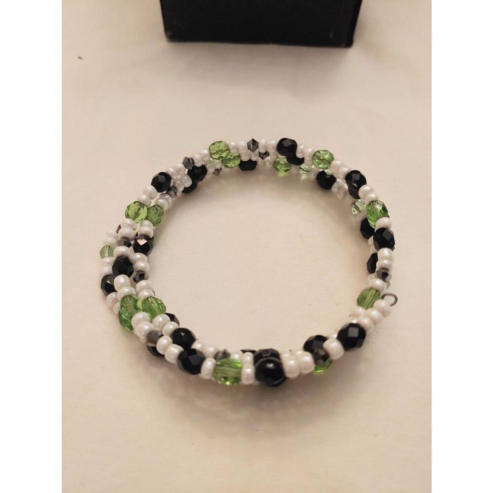 Womens Vintage Black/White/Green Glass Wrap Bracelet